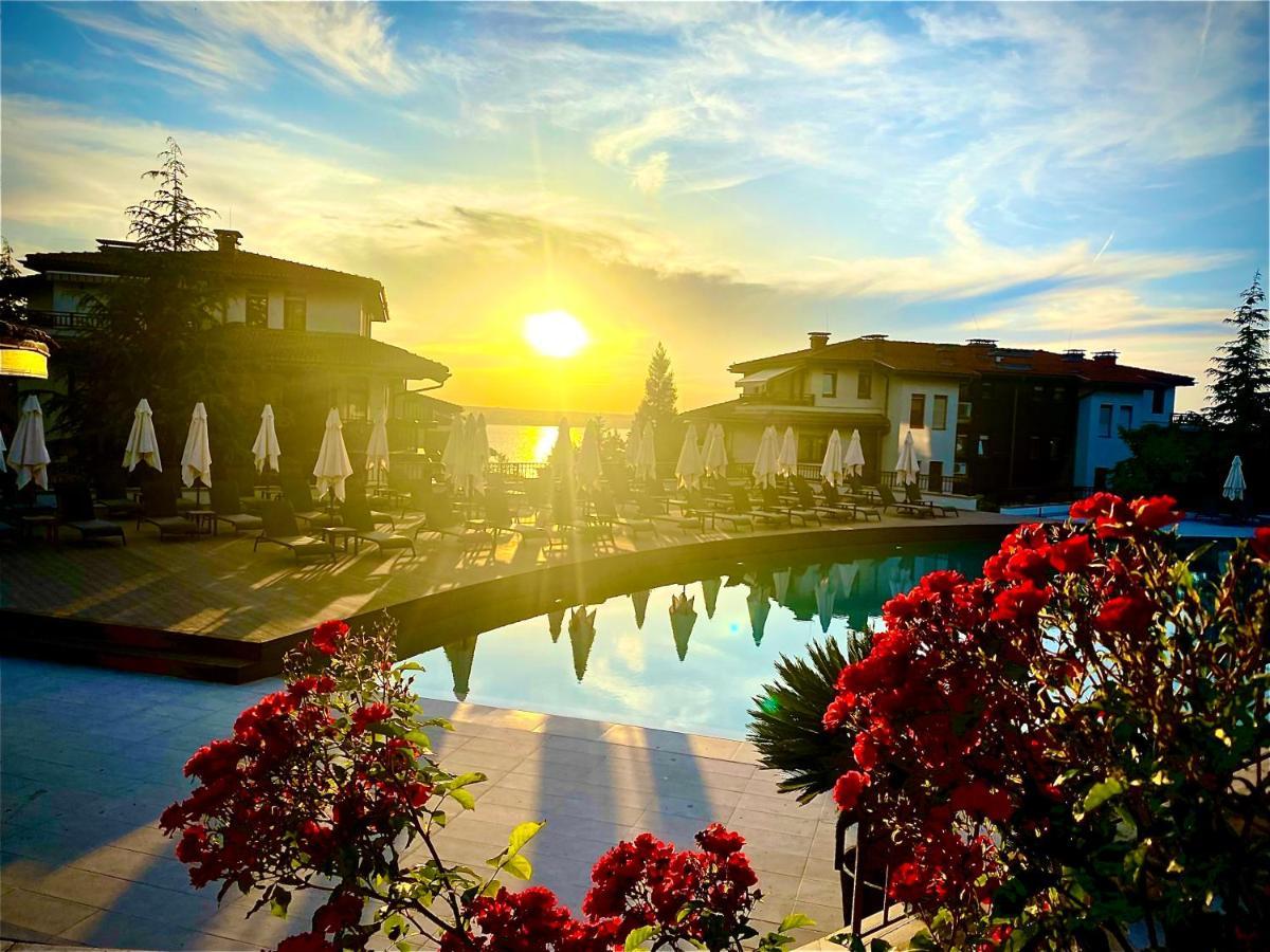 Aj Apartment 1 With Pool View, Santa Marina Holiday Village, Sozopol Bagian luar foto